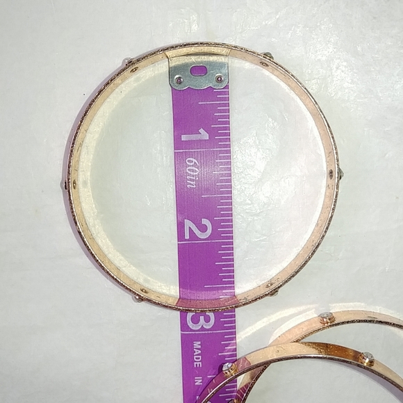 🦋 ROSE GOLD COLORED BANGLE BRACELETS - SET OF 3 - Picture 3 of 5